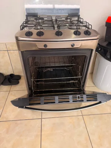 Vendo fogão Brastemp 