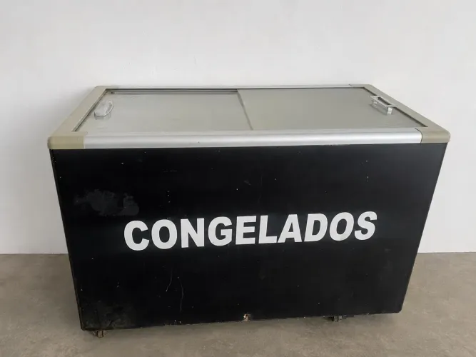 Vendo freezer 