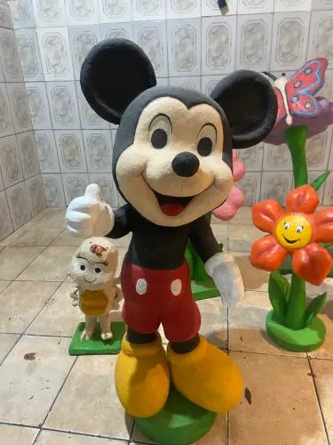 MICKEY MOUSE DE FIBRA PARA DECORAR FESTA