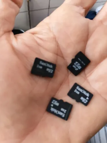 Cartão de memória de dois gigas,4 cartões, 50,00