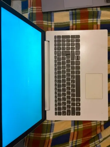 Notebook Lenovo 330 I5 8ªGeração SSD 120GB 4GB de Ram