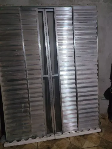 Porta balcão 6 folhas alumínio