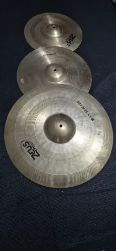 Vendo set de pratos zeus hybrid
