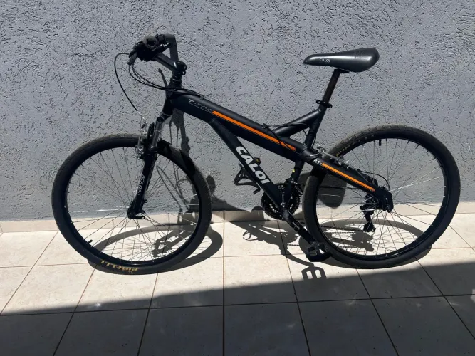 Mountain Bike Caloi T-Type - Aro 26