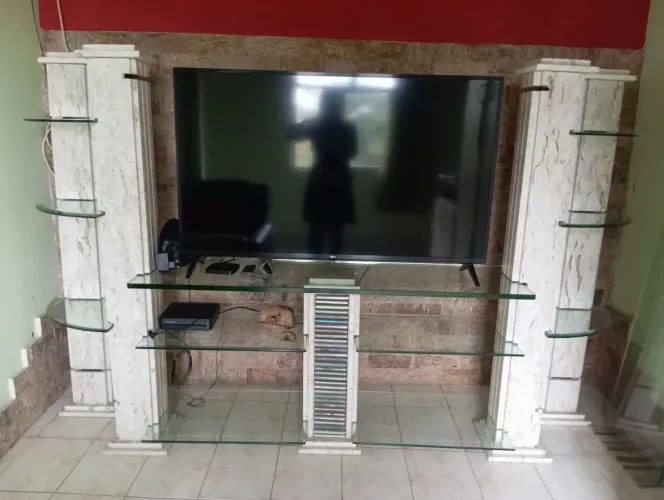 Estante Gigante em marmore
