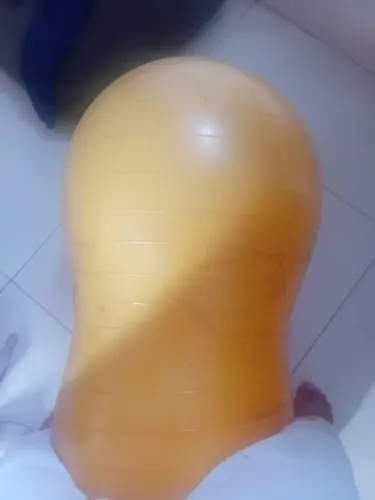 Vendo bola Pilates feijão usada