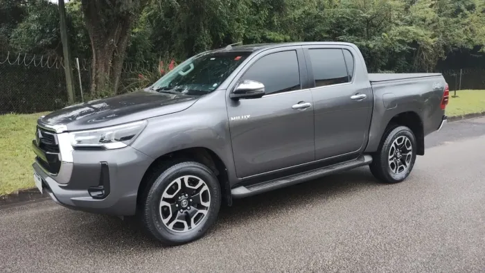 Toyota Hilux CD SRX 4X4 2.8 TDI 16V Diesel Aut. 2022