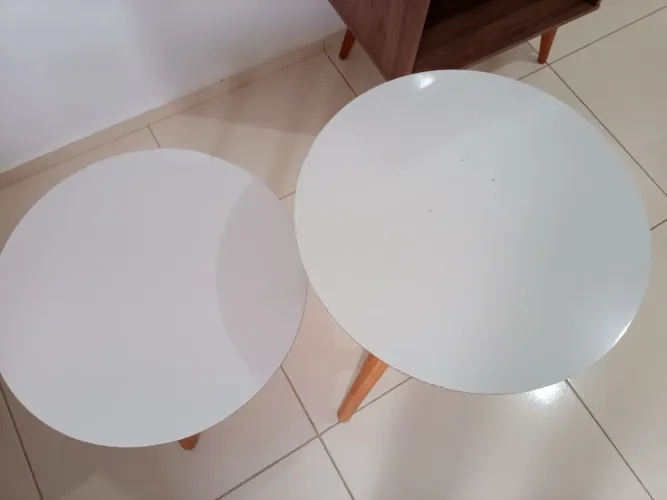 Conjunto de mesinhas enfeite de sala