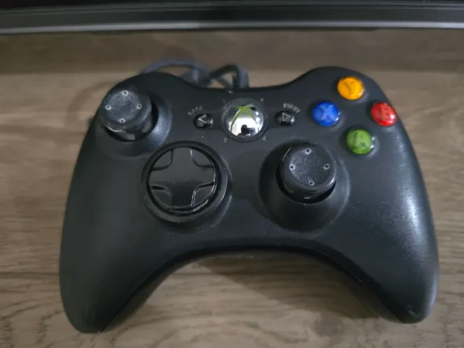 Controle Xbox 360 Original com Fio