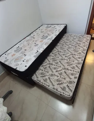 Cama Solteiro + Cama Auxiliar em Excelente Estado