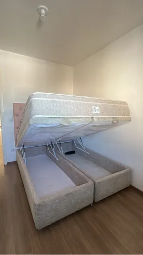 Cama queen