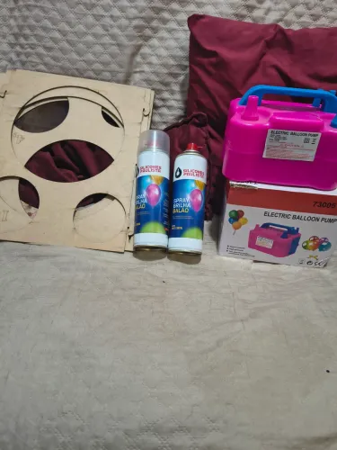 Kit para Decoração de Balões - Bomba Elétrica + Brilha Balão + Gabarito MDF