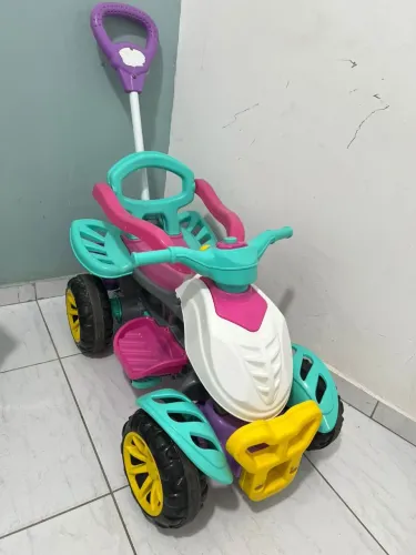 Quadriciclo infantil