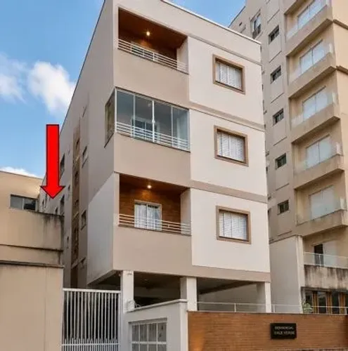 Aluga-se Kitnet com garagem em Poços de Caldas (Locação por Imobiliária)