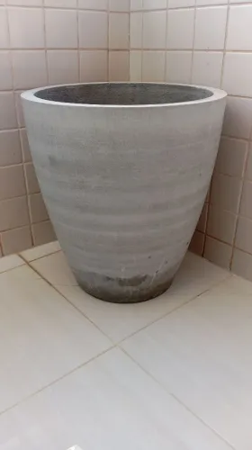 Vaso de concreto novo