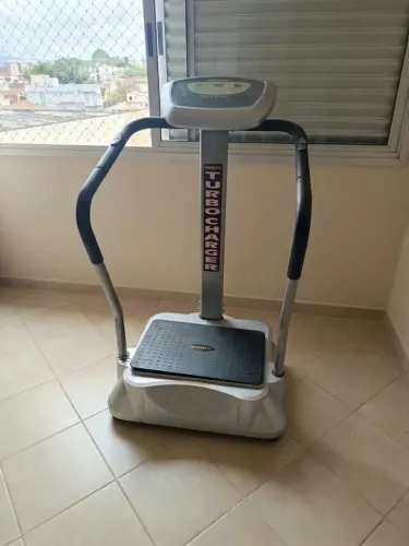?Plataforma Vibratória Energym Turbo Charger Polishop - Perfeito Estado!