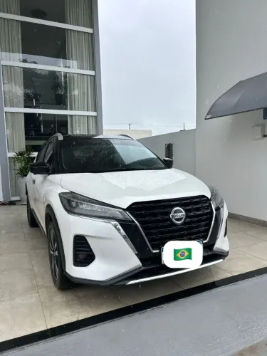 Vendo carro Nissan kicks 2022