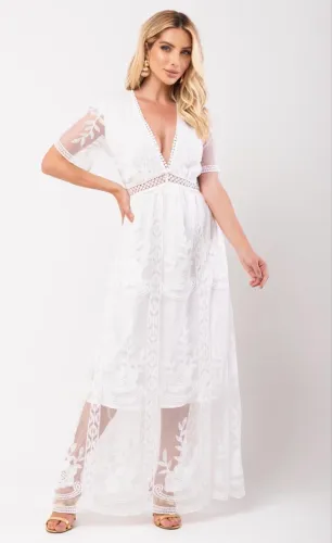 VESTIDO TODO EM RENDA