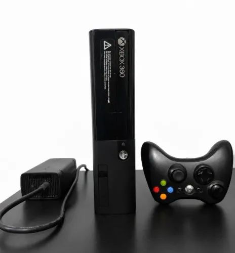 Xbox 360 Super Slim