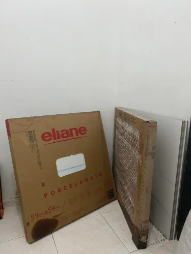 Porcelanato Eliane 59x59 (2 caixas) Branco Acetinado 1,39m2 por caixa