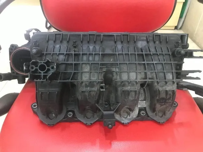 COLETOR DE ADMISSÃO GOLF 1.4 ORIGINAL VW USADO