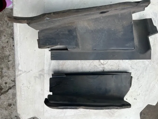 defletor superior  radiador ford transit original (par)