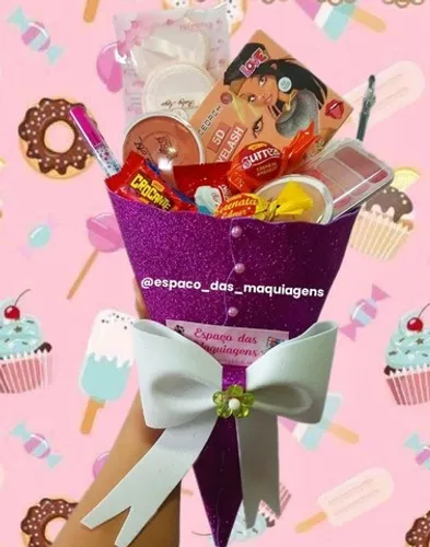 Buquê de Maquiagem com Chocolate 