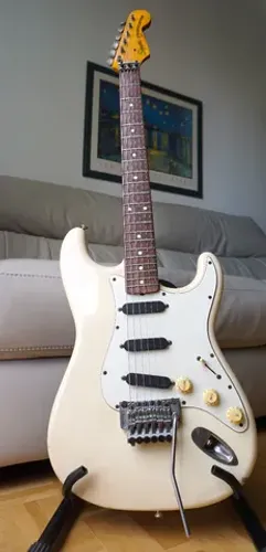 Guitarra Squier by Fender Stratocaster *Demais!!