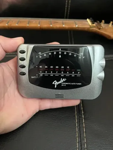 Afinador Fender AX-12