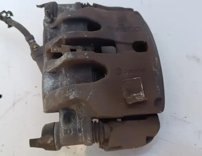 Pinça De Freio Dianteira Direita Iveco Daily 35-150 Cs