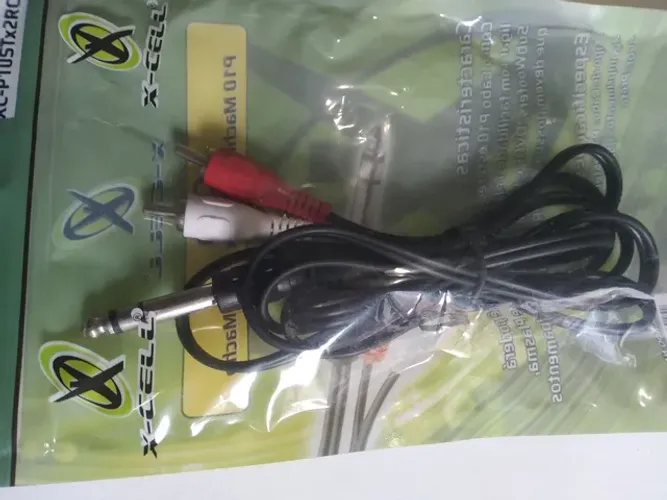 Cabo p10 + RCA áudio 