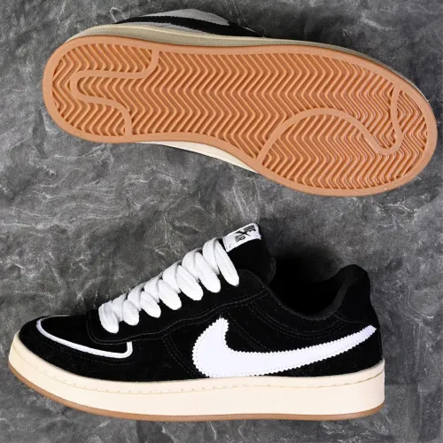Tênis Nike Slim