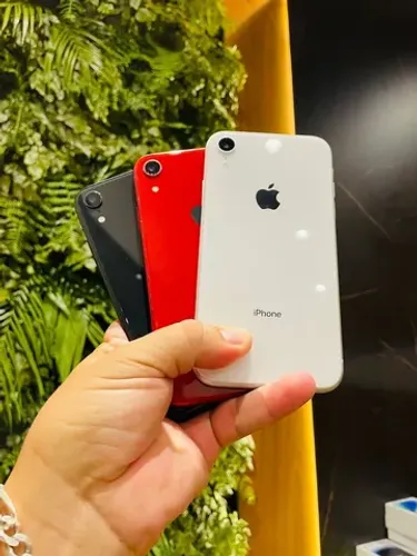 iPhone XR com o melho custo benefício - várias cores 