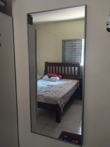 Vende-Se um espelho
