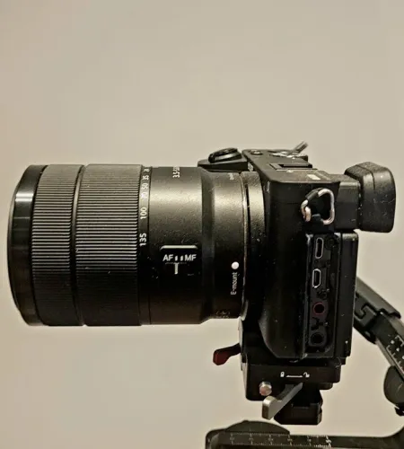Sony Alpha 6600 + Lente 18-135mm Oss Ilce 6600m Mirrorless
