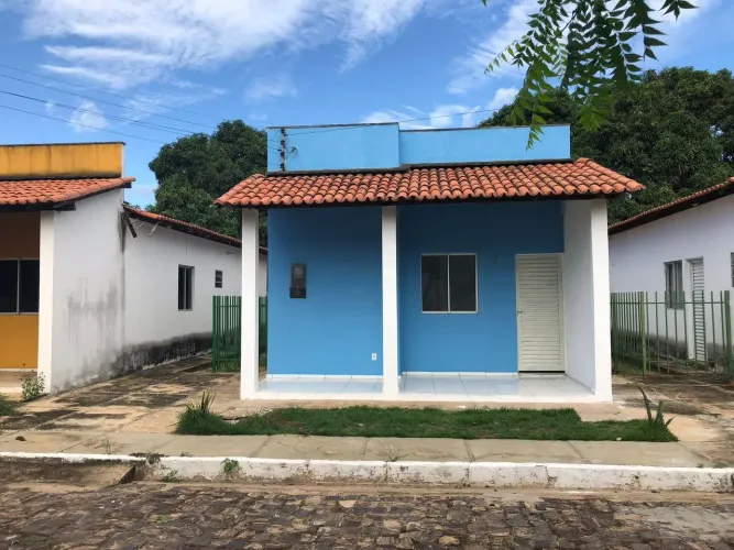 Casa condomínio Santa Ana