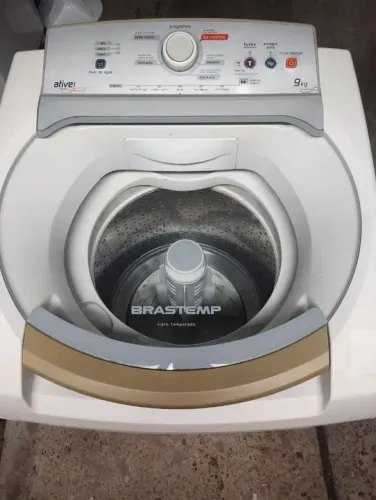 Máquina de Lavar Brastemp 9kg -  Ótimo Estado 220