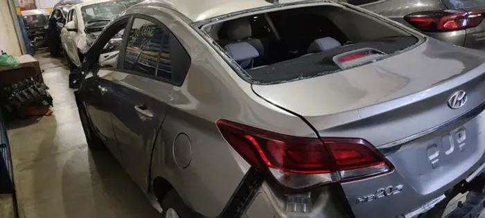 sucata HB20 sedan automático 2019