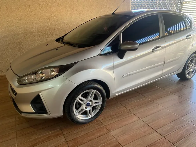 Ford Fiesta 2018 1.6 manual 