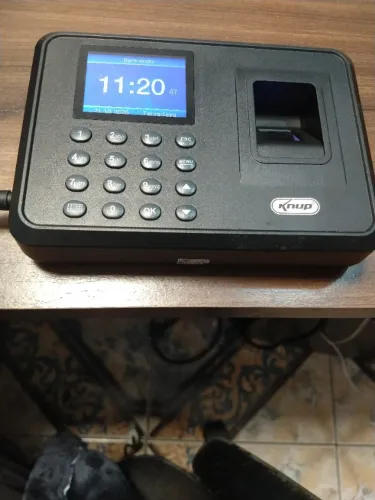 Maquina de Ponto Relógio Biométrico Eletrônico Preto