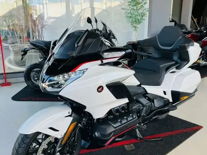 Honda GL 1800 Gold Wing Tour