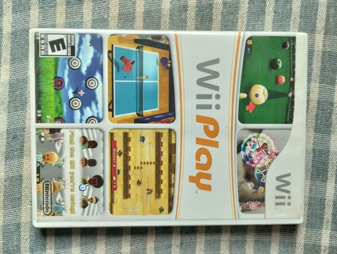 Jogo Wii Play - Completo com Manual e Folheto Club Nintendo