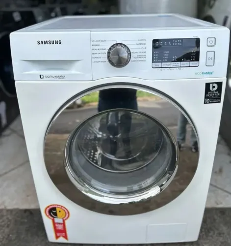 Lava e seca