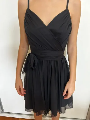 Vestido de festa preto da marca leeloo tamanho p