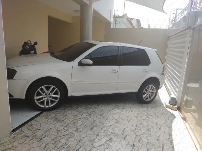 Volkswagen Golf Sportline 1.6 MI Total Flex 8V 4P 2013