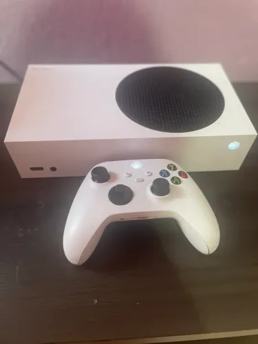 Xbox siries S Impecável - novo quase não usado 