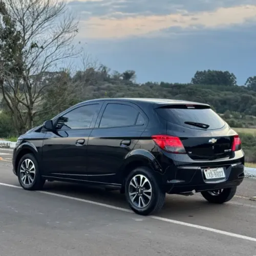 Chevrolet Onix Hatch LTZ 1.4 8V Flex Power Mec. 4P 2016