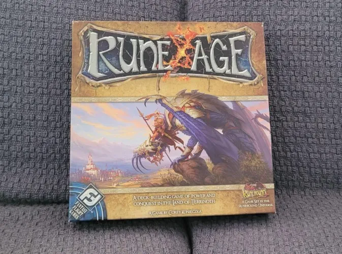 Rune Age - usado jogo de tabuleiro fantasy flight