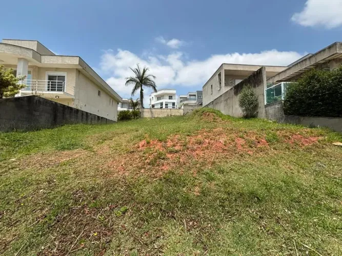 Terreno à venda em Jandira, Jardim do Golf I, com 560 m², Reserva Santa Maria
