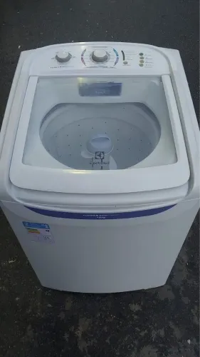 Máquina de lavar roupa 